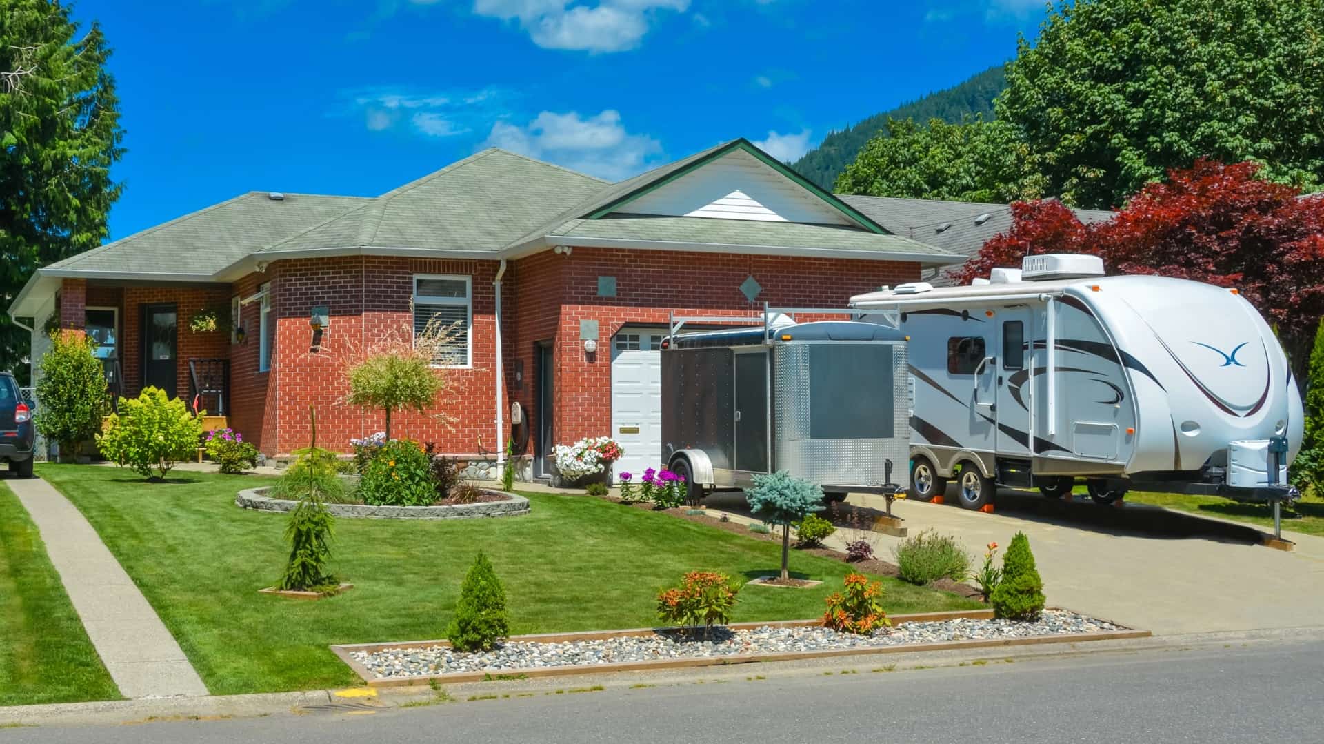 Rock River Home & RV Banner