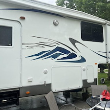 5th Wheel Detail Mt Carroll IL 10